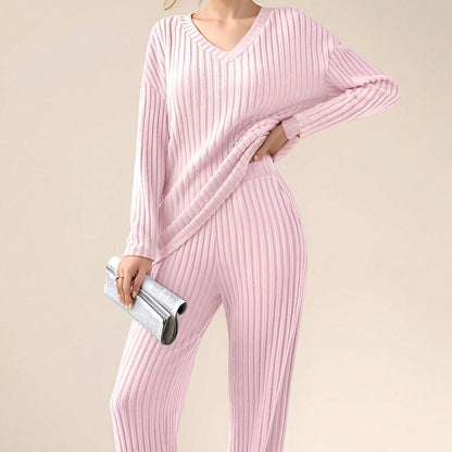 Women’s Knit Set – Ribbed V-Neck Top – Relaxed Fit – Straight-Leg Stretch Pants