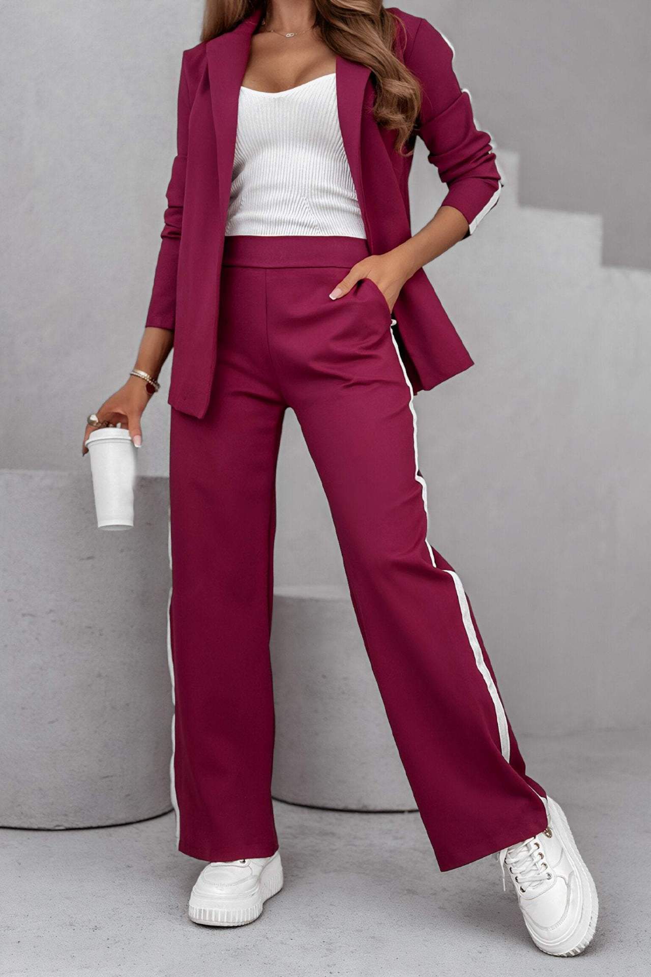 Women’s Blazer Set – Relaxed Fit – Notched Collar – Wide-Leg Trousers – Breathable Fabric