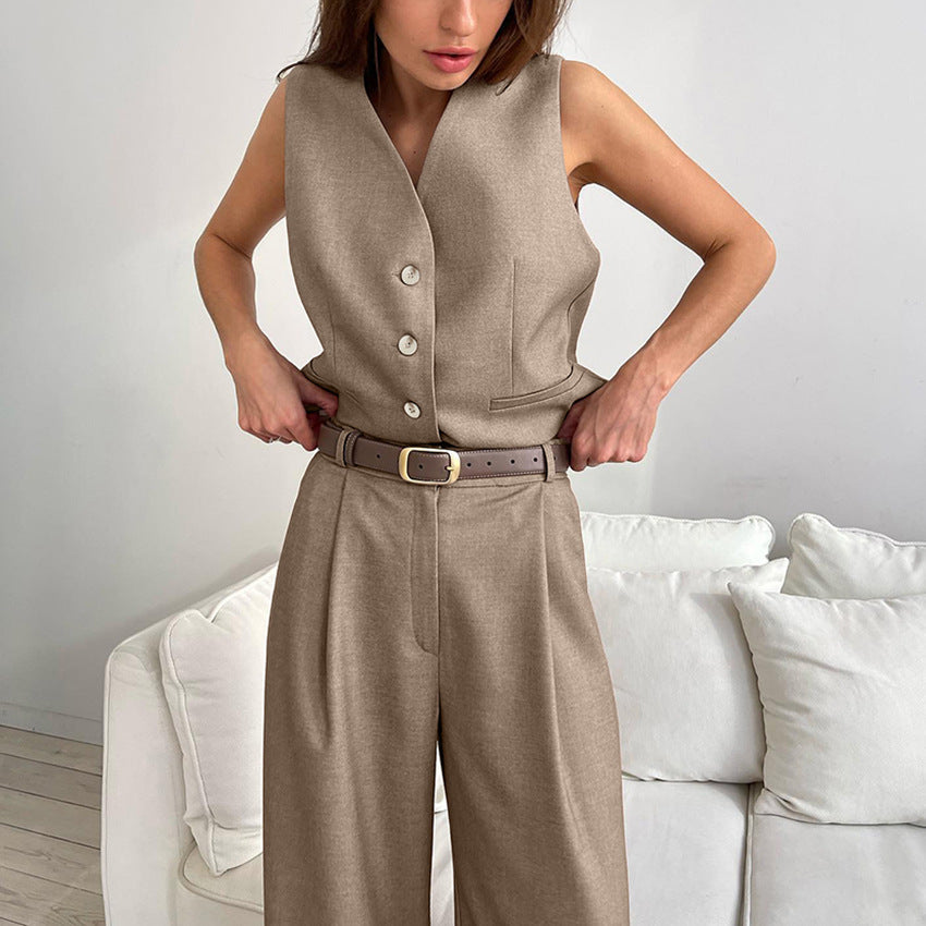 Women’s Suit Set – Tailored Fit – V-Neck Button Front – Waist-Length Formal Suit Style