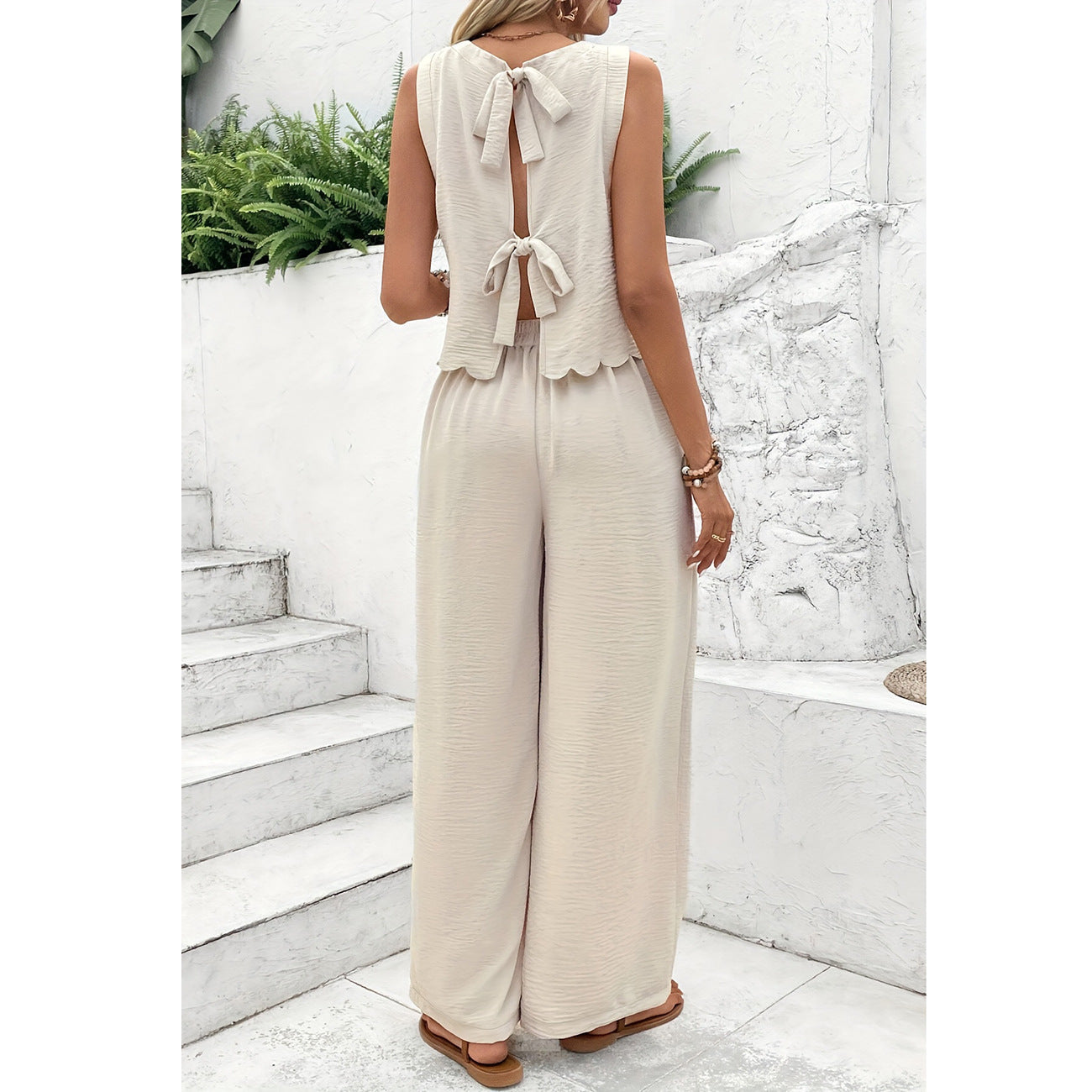 Women’s Top and Pants Set – Lightweight Woven Fabric – Relaxed Fit – Cropped Top