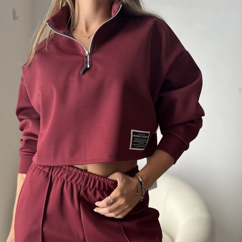 Women’s Two-Piece Set Tracksuit – Cropped Half-Zip Top – Wide-Leg Pants – Knit Texture