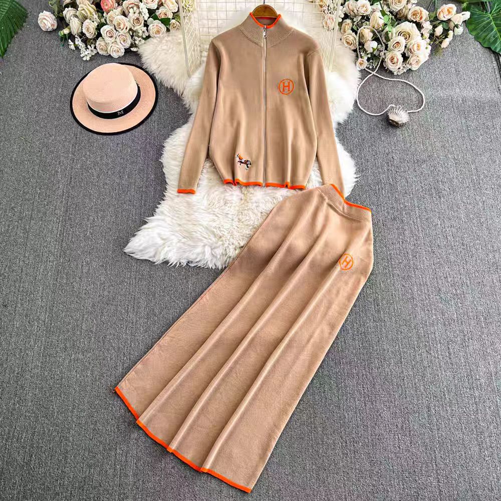 Women’s Knit Cardigan Set – Wool Blend – Embroidered – Zipper Front – Pleated Skirt