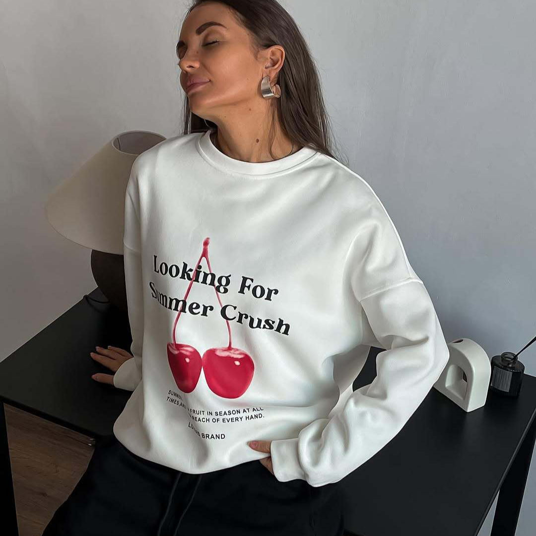 Women’s Pullover Sweatshirt – Oversized Fit – Soft Knit – Graphic Front – Crew Neck