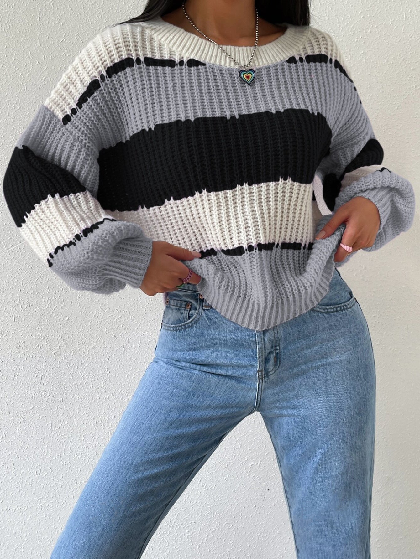 Women’s Sweater – Chunky Knit – Oversized Fit – Crew Neck – Long Sleeve Casual