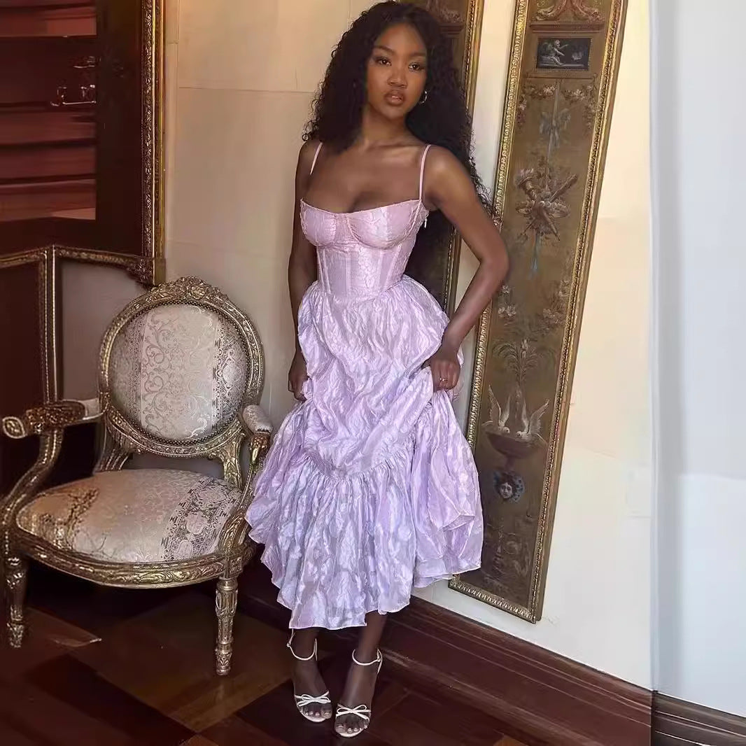 Women’s Midi Dress – Sweetheart Neckline – Fitted Bodice – Tiered Skirt – Sleeveless