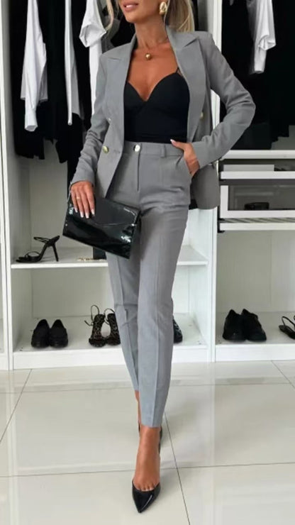 Women’s Blazer Set – Slim Fit – Double-Breasted – Notched Lapel – Office Wear