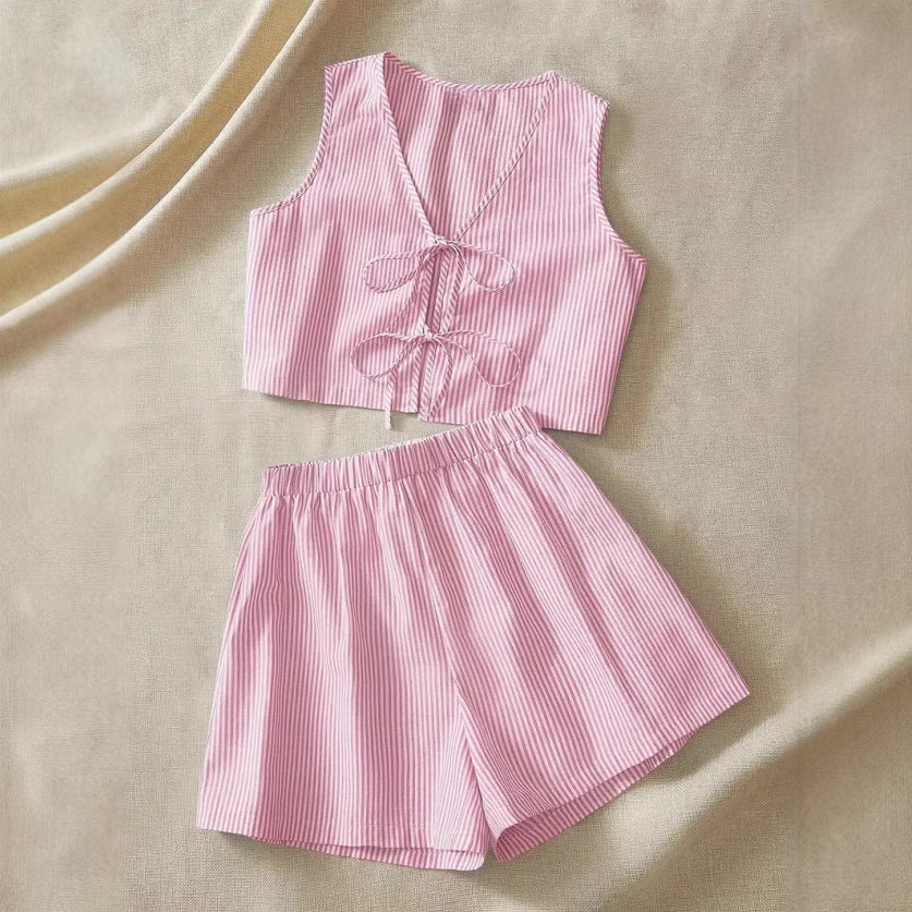 Women’s Crop Top – Slim Fit – Sleeveless V-Neck – Lace-Up Front – Lightweight Casual