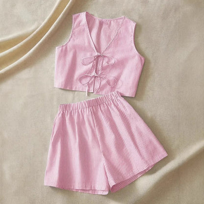 Women’s Crop Top – Slim Fit – Sleeveless V-Neck – Lace-Up Front – Lightweight Casual