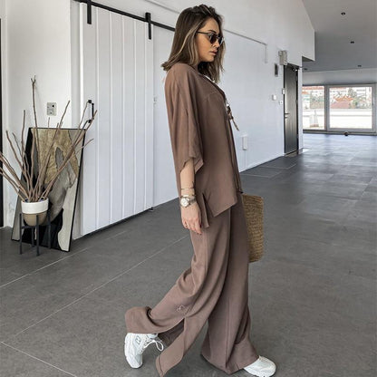 Women’s Two-Piece Set – Relaxed Fit – V-Neck Top – Wide-Leg High-Waisted Pants