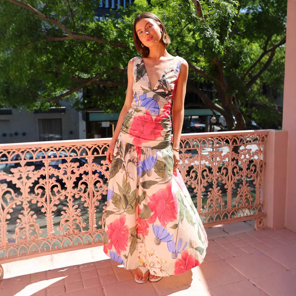 Women’s Maxi Dress – Slim Fit – Deep V-Neck – Spaghetti Straps – Floral Print