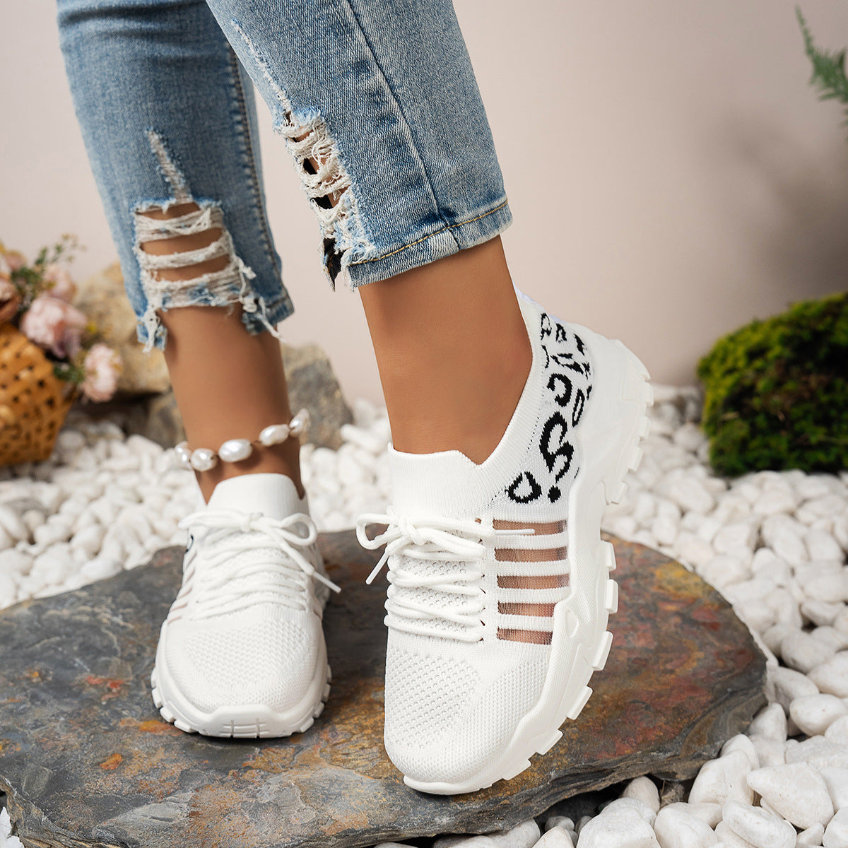 Women’s Athletic Sneakers – Flyknit Upper – Low-Top Fit – Leopard Print – Wave Sole