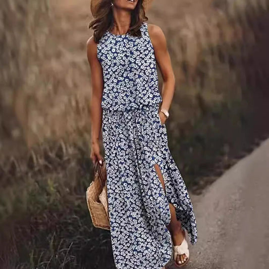 Women’s Maxi Dress – Relaxed Fit – Sleeveless – Floral Print – Pockets – Breathable Blend