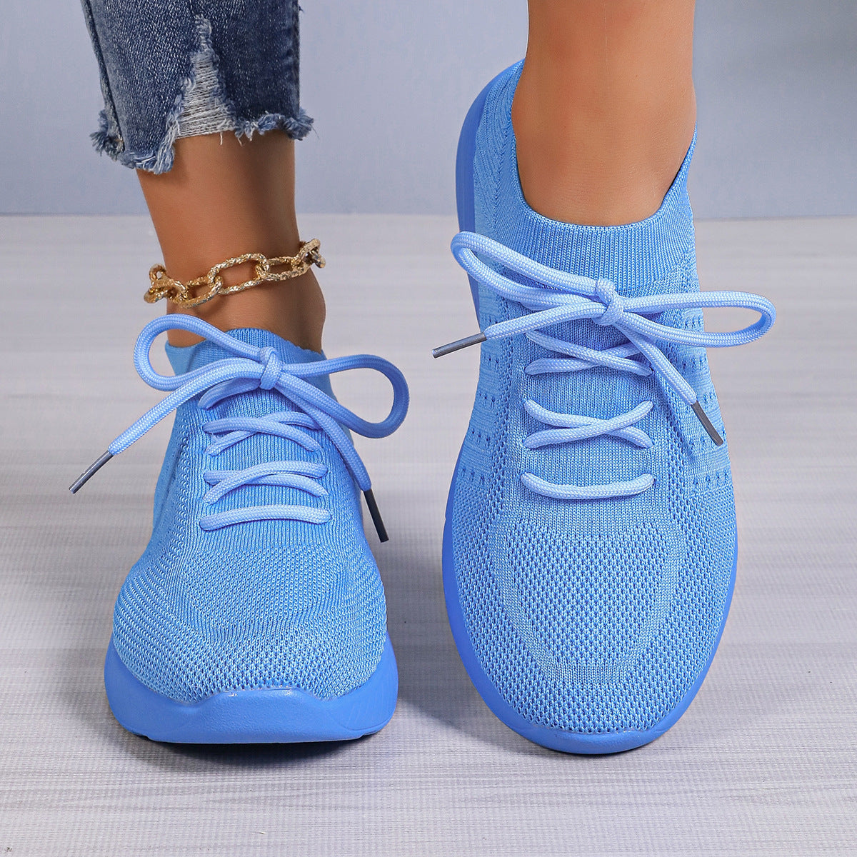 Women’s Sports Shoes – Soft Knit Upper – Cushioned Sole – Lace-Up Fit