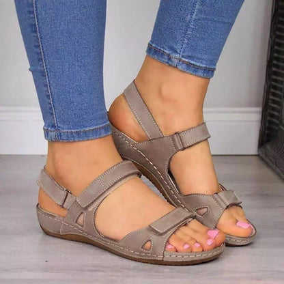 Women’s Platform Sandals – Cushioned Footbed – Adjustable Straps – Open Toe Design
