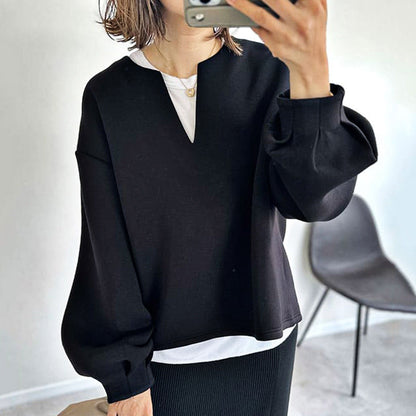 Women’s Long Sleeve Top – Oversized Fit – Airy Fabric – V-Neck – Balloon Sleeves