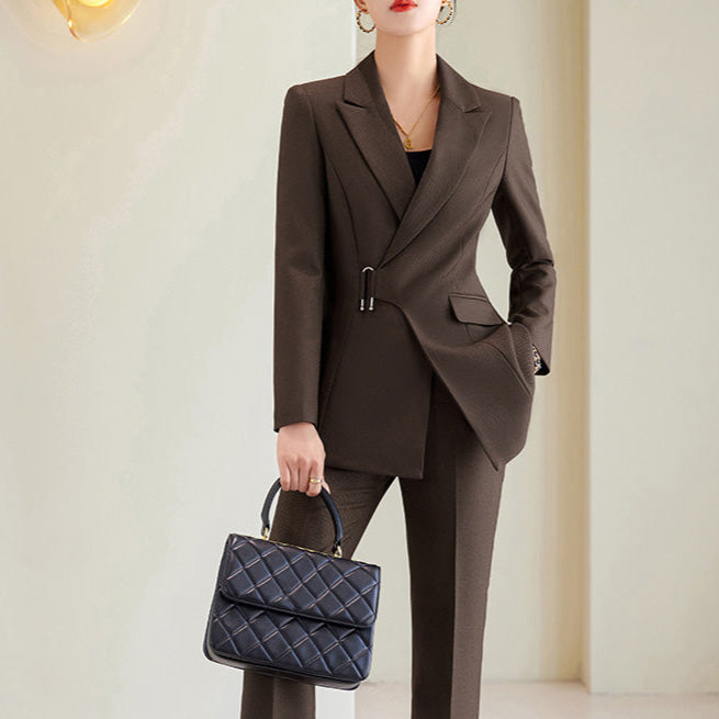Women’s Blazer – Tailored Fit – Structured Silhouette – Notch Lapel – Formal Wear
