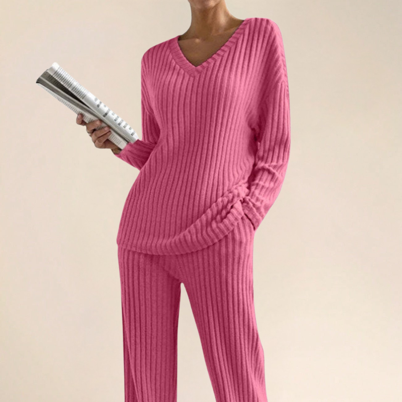 Women’s Knit Set – Ribbed V-Neck Top – Relaxed Fit – Straight-Leg Stretch Pants