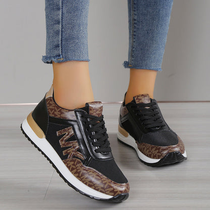 Women’s Sneakers – Breathable Mesh – Cushioned Sole – Low-Top Fit