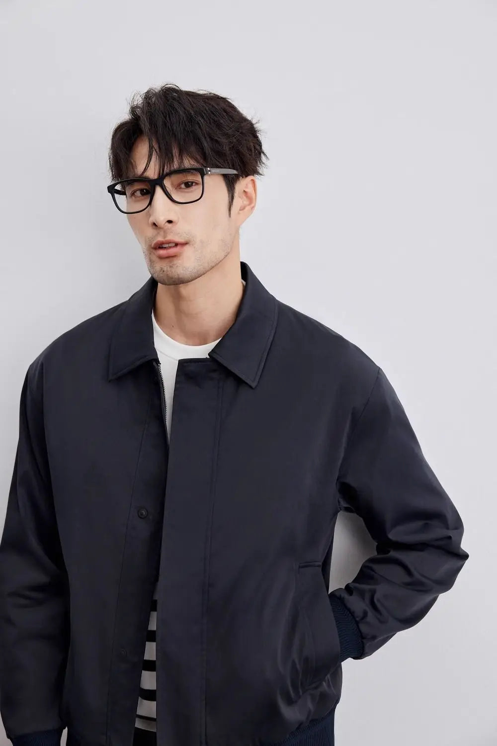 Men’s Jacket – Relaxed Fit – Button Front – Classic Collar – Ribbed Cuffs – Breathable Blend