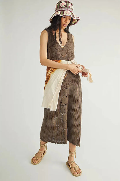 Women’s Midi Dress – Relaxed Fit – Mesh Knit – V-Neck – Side Slits – Breathable Fabric