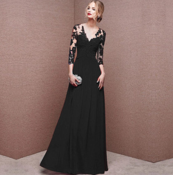 Women’s Maxi Dress – Lace Bodice – Long Sleeves – Ruched Waist – Flowing Skirt