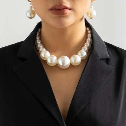 Amelia Graduated Pearl Necklace And Dangle Earrings Set | Statement Collarbone-Length Necklace Ear-Length Earrings Set
