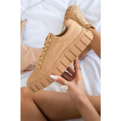 Women’s Sneakers – Platform Sole – Supportive Fit – Low Top Casual