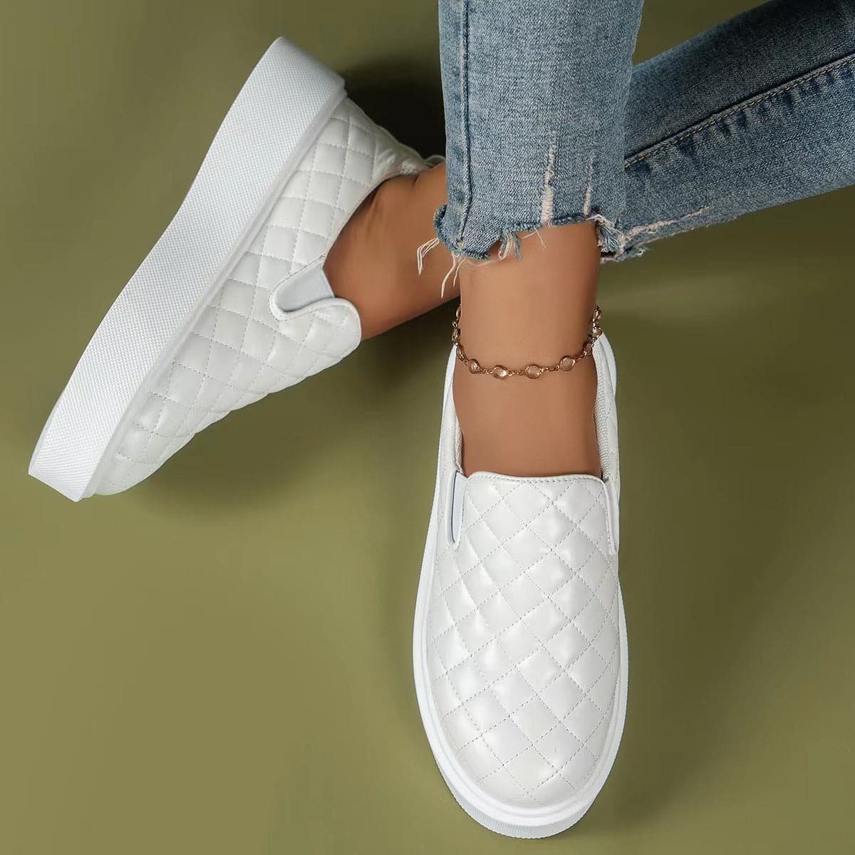 Women’s Slip-On Sneakers – Quilted Upper – Elastic Sides – Platform Sole Comfort
