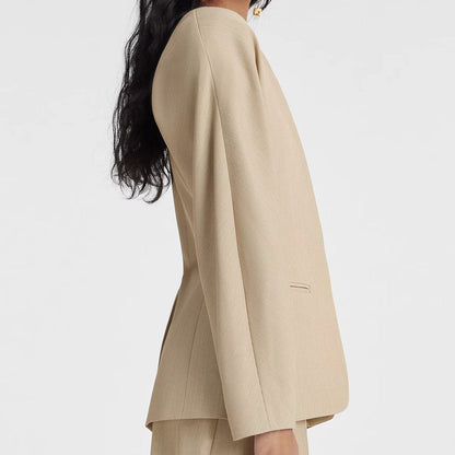 Women’s Blazer – Tailored Fit – Hidden Closure – Lightweight Woven – Minimalist Design