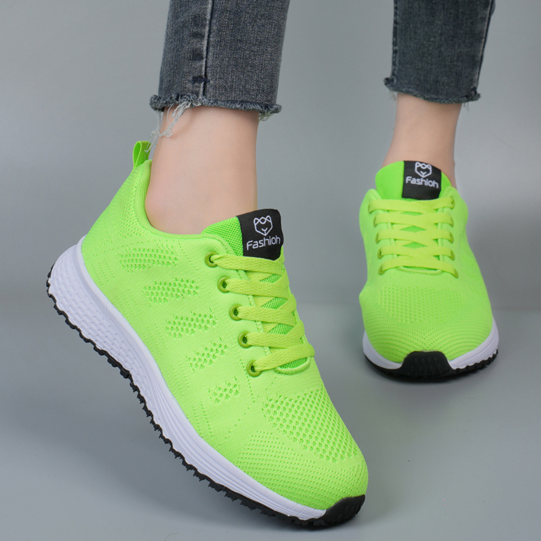 Women’s Sports Shoes – Soft Knit – Low Top – Lace-Up Fit