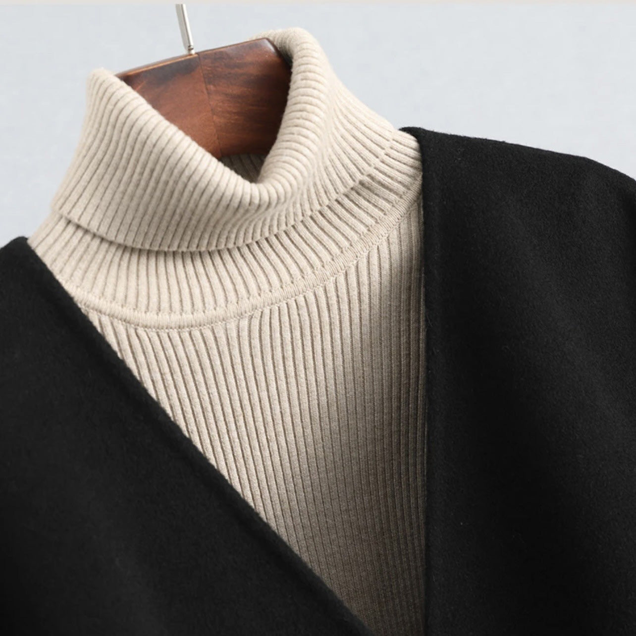 Aurora Loose Fit Cape Coat | V-Neck Sleeveless Cape Coat