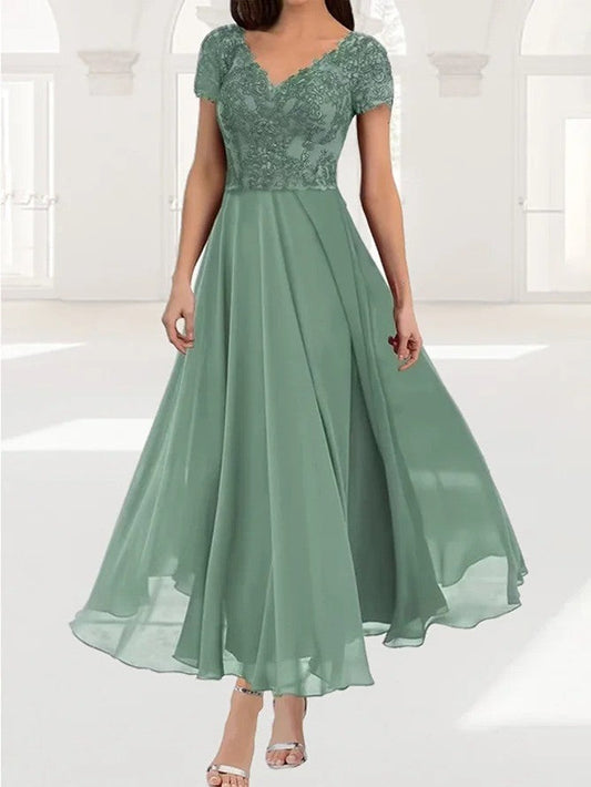 Women’s Maxi Dress – Lace Bodice – V-Neck – Short Sleeve – Flowing Skirt – Luxury Fabric