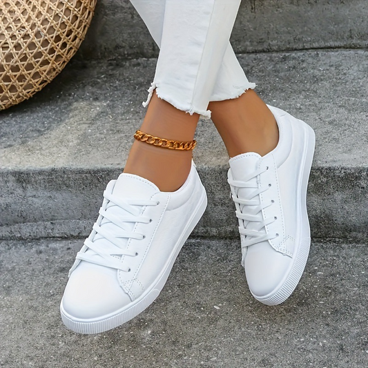 Women’s Sneakers – Low-Top – Lightweight – Lace-Up – Rubber Sole – Minimalist