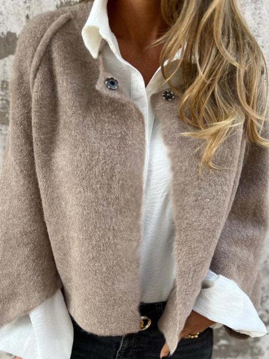 Women’s Coat – Relaxed Fit – Round Neck – Long Sleeve – Button Front