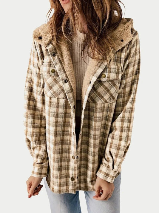 Women’s Shacket – Relaxed Fit – Fleece Lined – Plaid – Hooded Button Front Layer