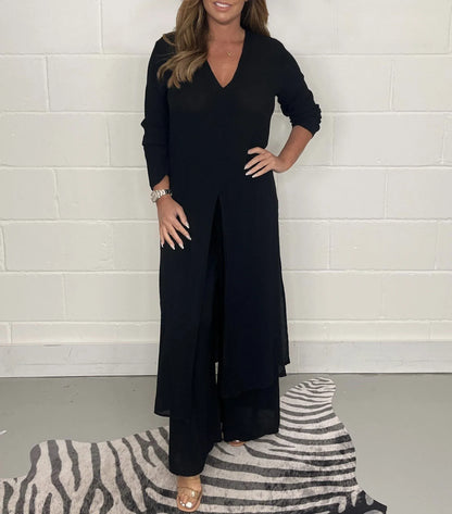 Women’s Coordinated Set – Relaxed Fit – V-Neck Top – Front Slit – Wide-Leg Pants – Soft Drape