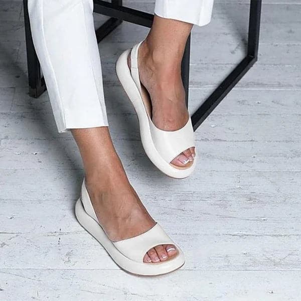 Women’s Sandals – Open Toe – Flat Sole – Slingback Strap – Minimalist Design