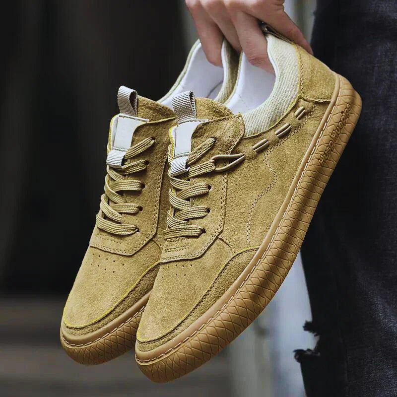 Men’s Sneakers – Suede – Low Cut – Lace-Up – Casual Fit
