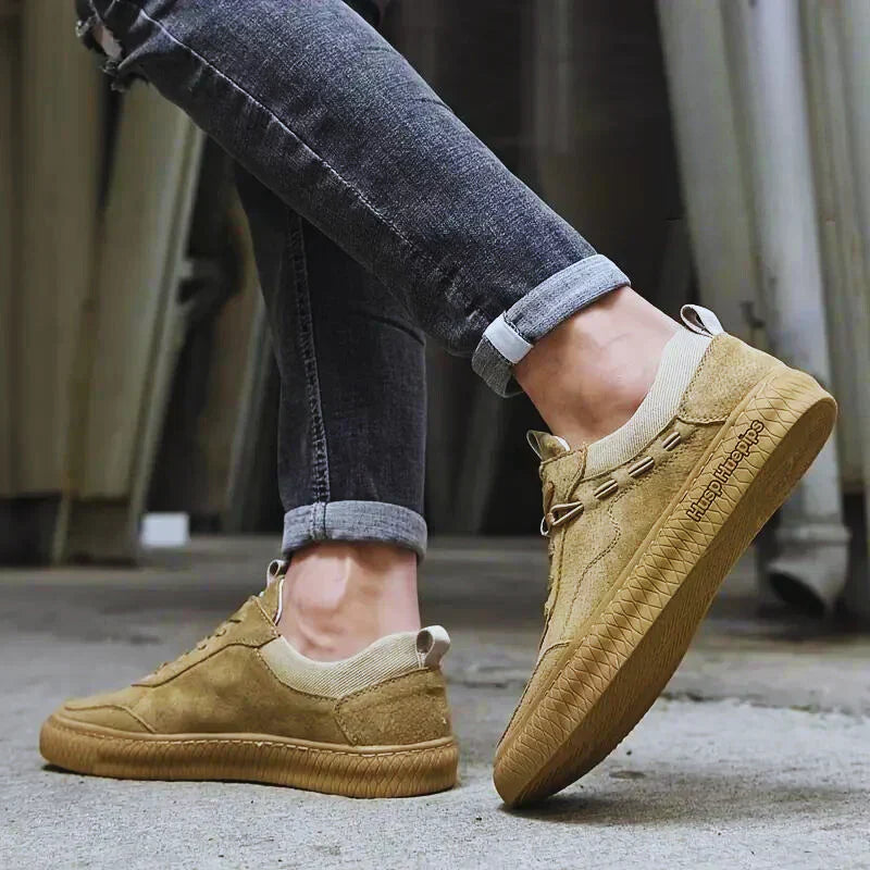 Men’s Sneakers – Suede – Low Cut – Lace-Up – Casual Fit