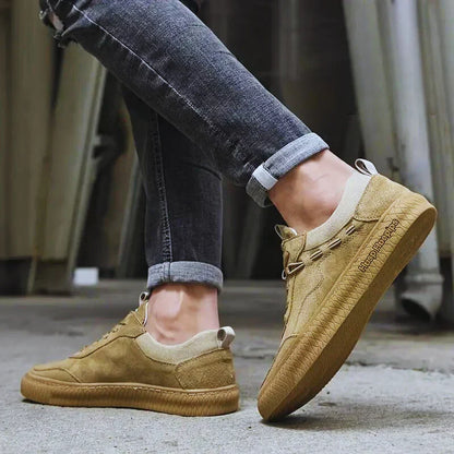 Men’s Sneakers – Suede – Low Cut – Lace-Up – Casual Fit