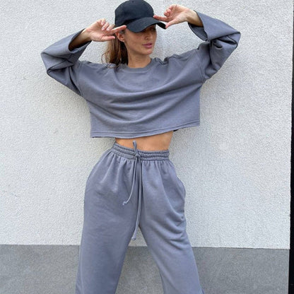 Women’s Athleisure Set – Relaxed Fit Cropped Top – Elastic Waist Pants – Cotton Blend