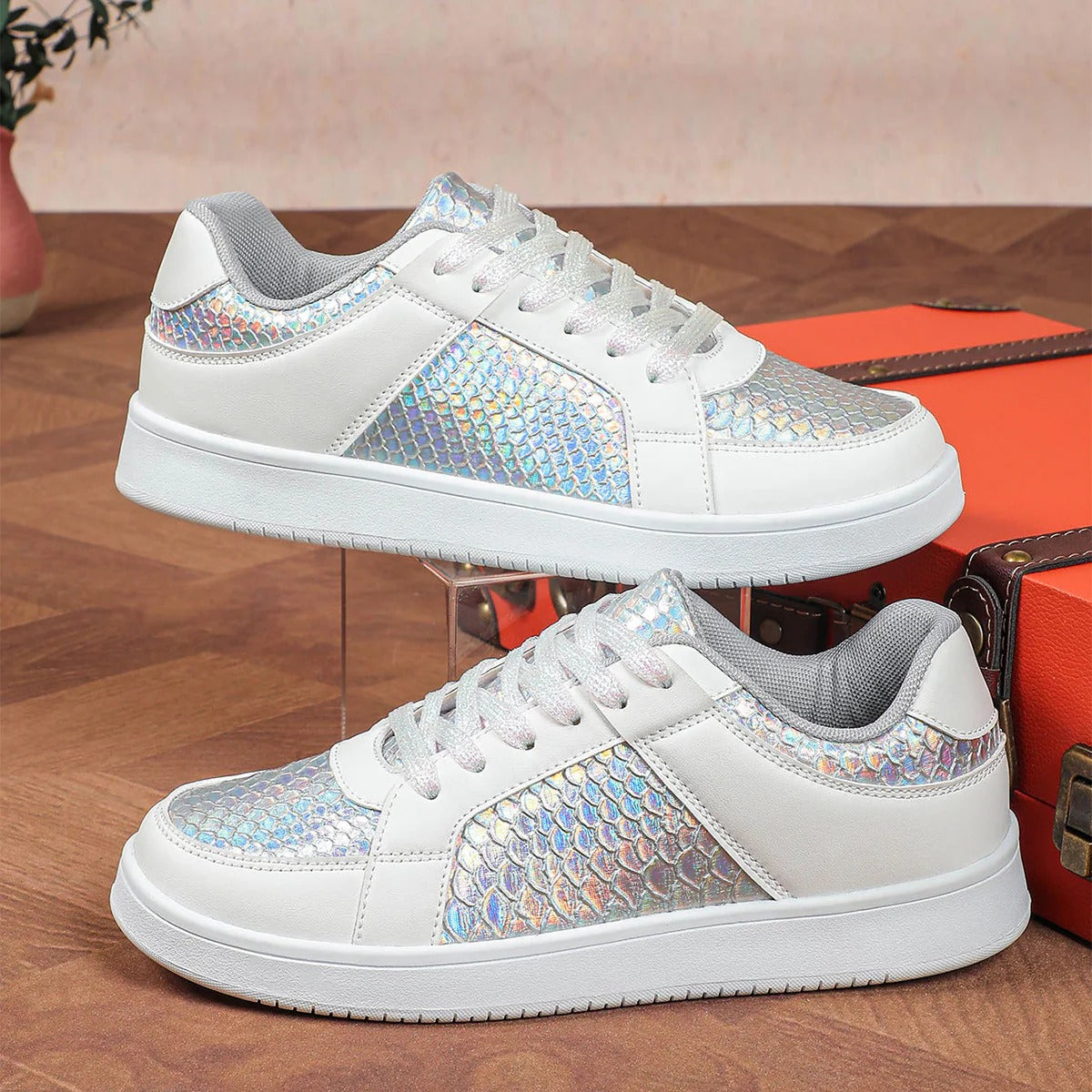 Women’s Low-Top Sneakers - Embossed Reptile Texture - Chunky Sole