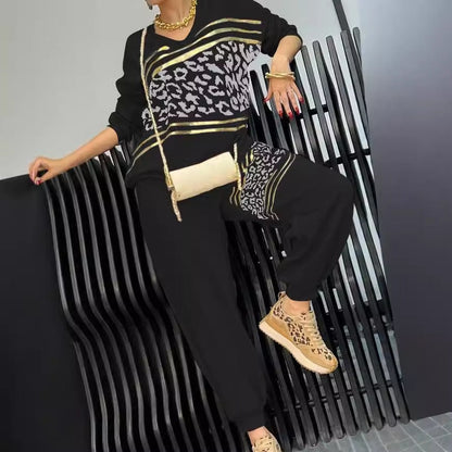 Women’s Sweatshirt and Pants Set – Relaxed Fit – Leopard Print – Metallic Trim – Jersey