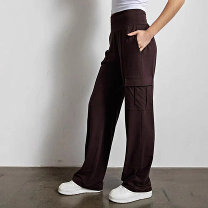 Women's Cargo Pants - Relaxed Fit - High Waisted