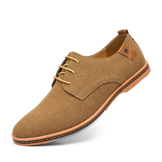 Men’s Casual Shoes – Suede-Like Finish – Low Cut – Lace-Up – Rounded Toe Fit