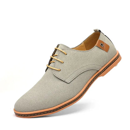 Men’s Casual Shoes – Suede-Like Finish – Low Cut – Lace-Up – Rounded Toe Fit