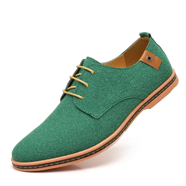 Men’s Casual Shoes – Suede-Like Finish – Low Cut – Lace-Up – Rounded Toe Fit