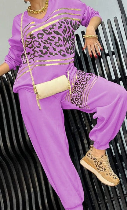 Women’s Sweatshirt and Pants Set – Relaxed Fit – Leopard Print – Metallic Trim – Jersey