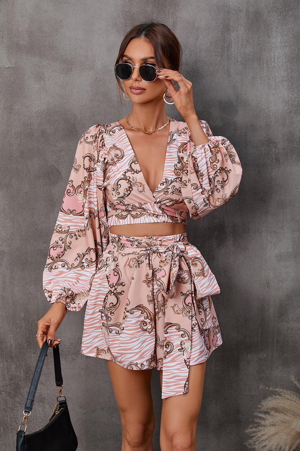 Women’s Two-Piece Set – V-Neck – Crop Top – Long Sleeve – Tie Waist Mini Skirt – Floral Print