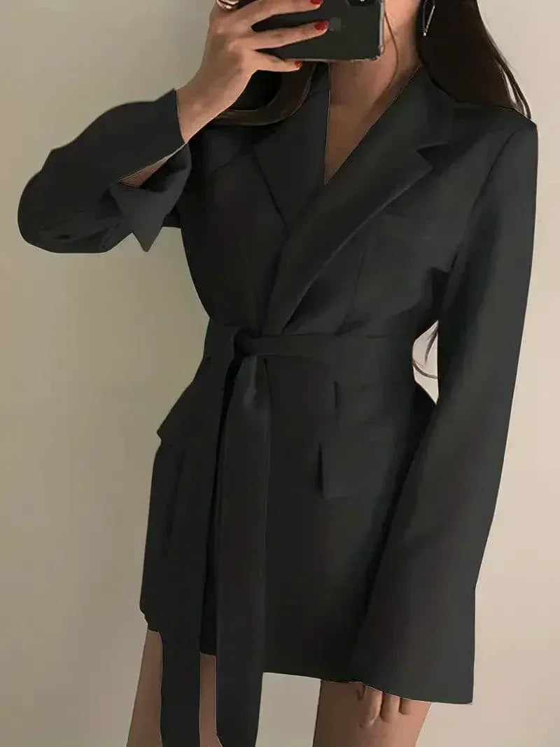 Women’s Blazer Dress – Tailored Fit – Belted Waist – Long Sleeve – Woven Fabric